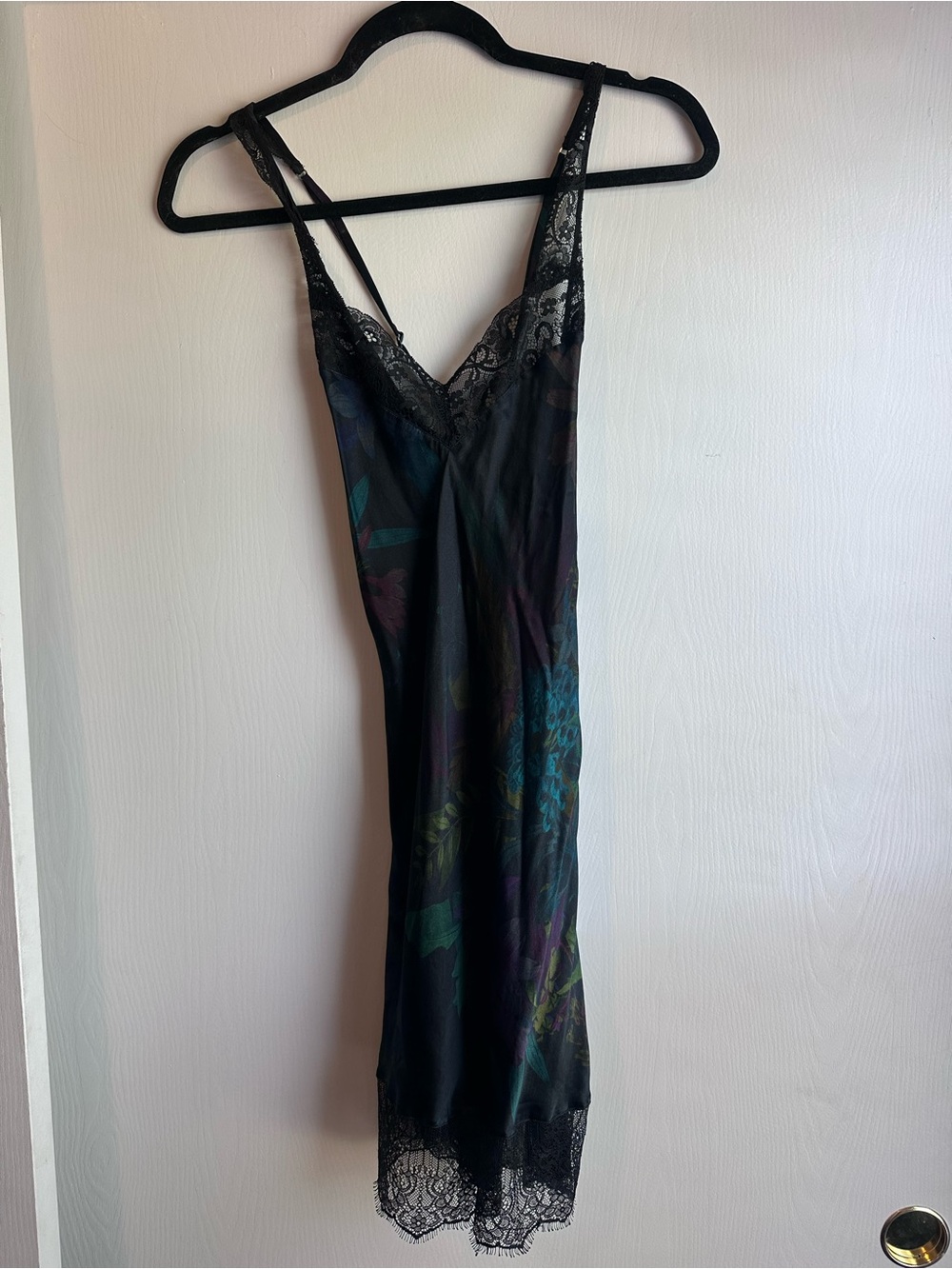 intimissimi Black Floral Lace-Trim Slip Dress purchased in Spain, worn once - Picture 8 of 9